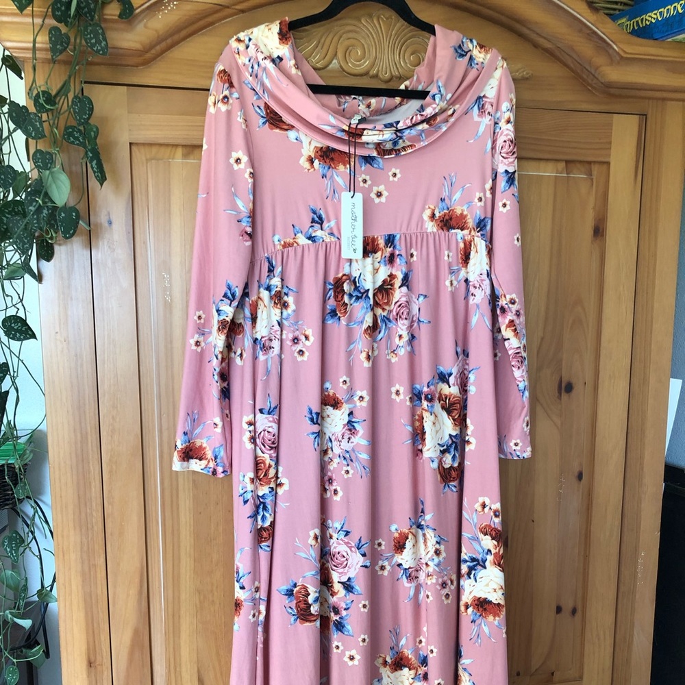 NWT Floral Mother Bee Maternity Dress Size Large